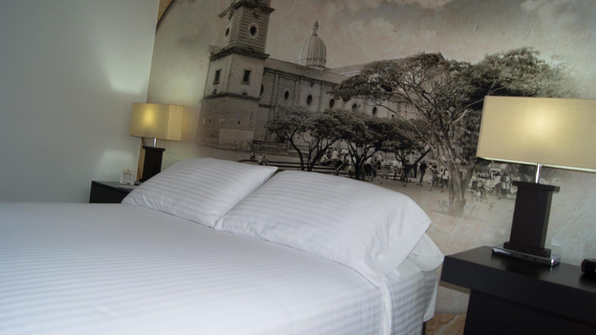 Aw Hotel Puerta De San Antonio Cali Exteriör bild