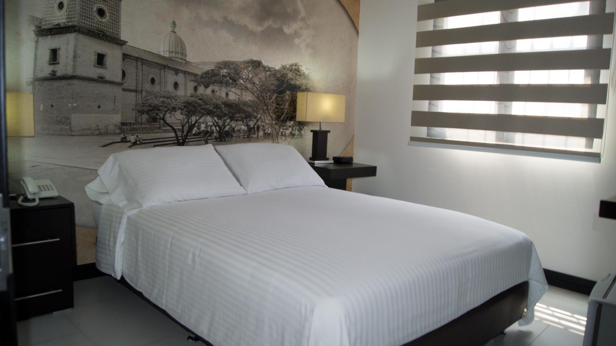 Aw Hotel Puerta De San Antonio Cali Exteriör bild